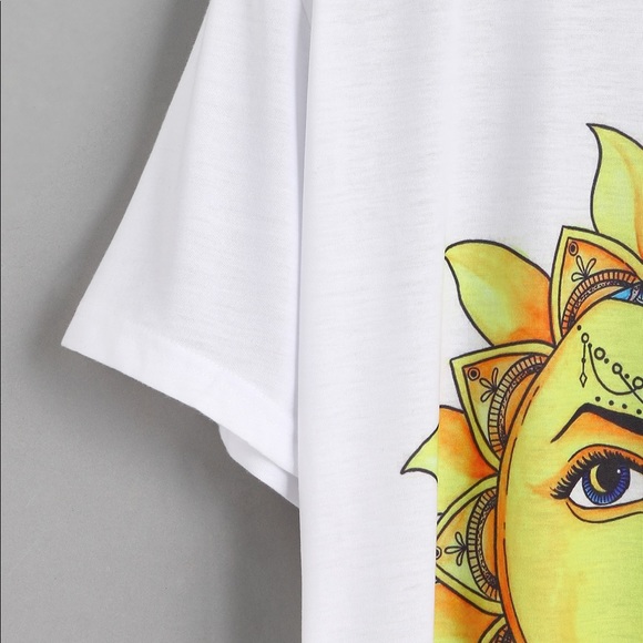 Sun Moon T-shirt 🌞🌛 - Picture 3 of 6